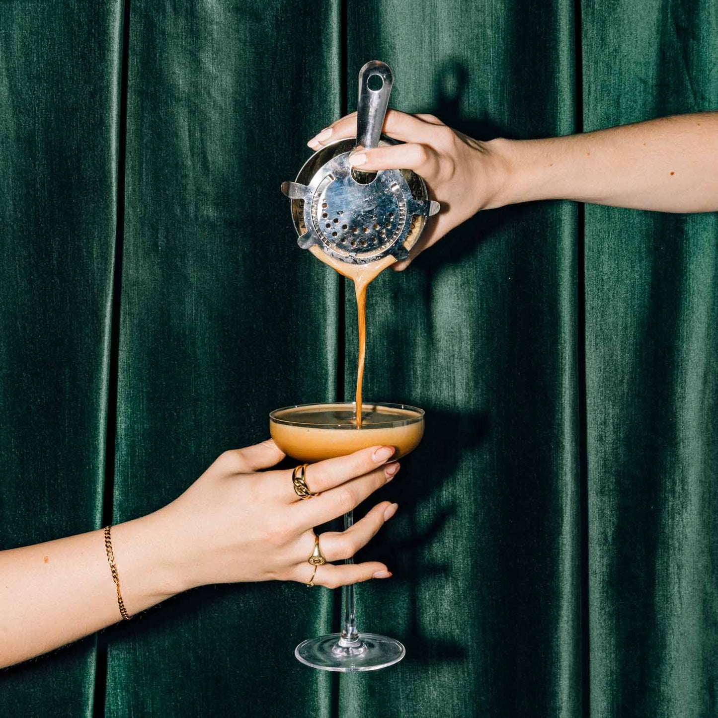 ESPRESSO MARTINI COCKTAIL MIXER - 10 SERVES - Mr. Consistent